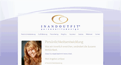Desktop Screenshot of inandoutfit.com